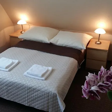 Stratus Bed & Breakfast