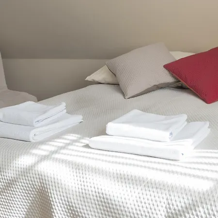 Stratus Bed & Breakfast