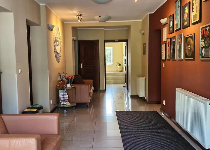 Bed & Breakfast Stratus 3*