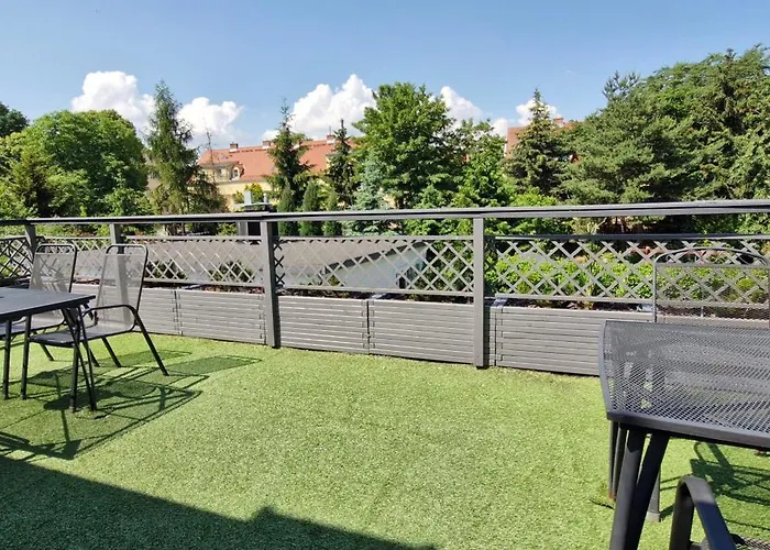 Bed & Breakfast Stratus 3*